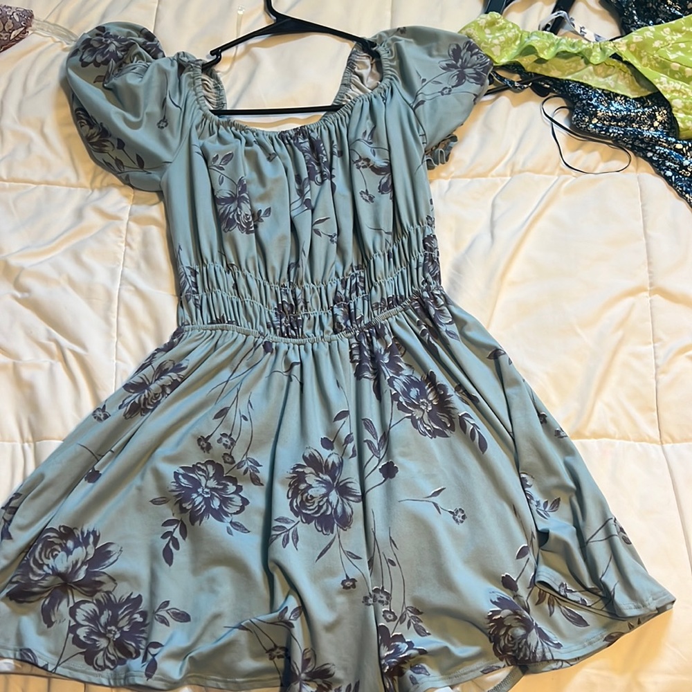 super soft ivy and leo romper size small!